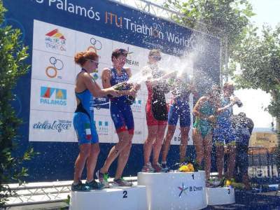 Hursey y Buckingham, campeones Copa del Mundo Triatlón